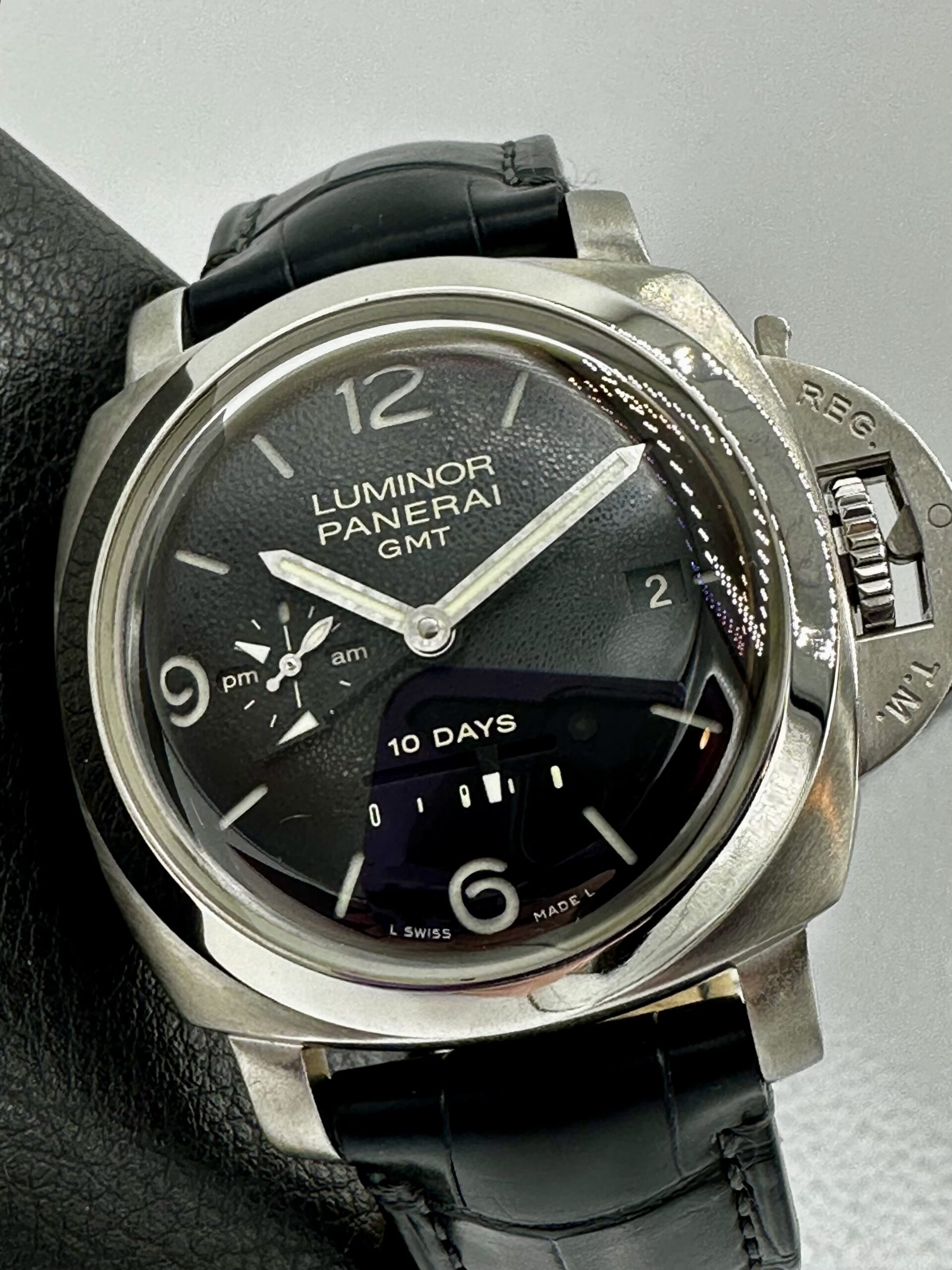 Panerai Luminor 1950 10 Days GMT